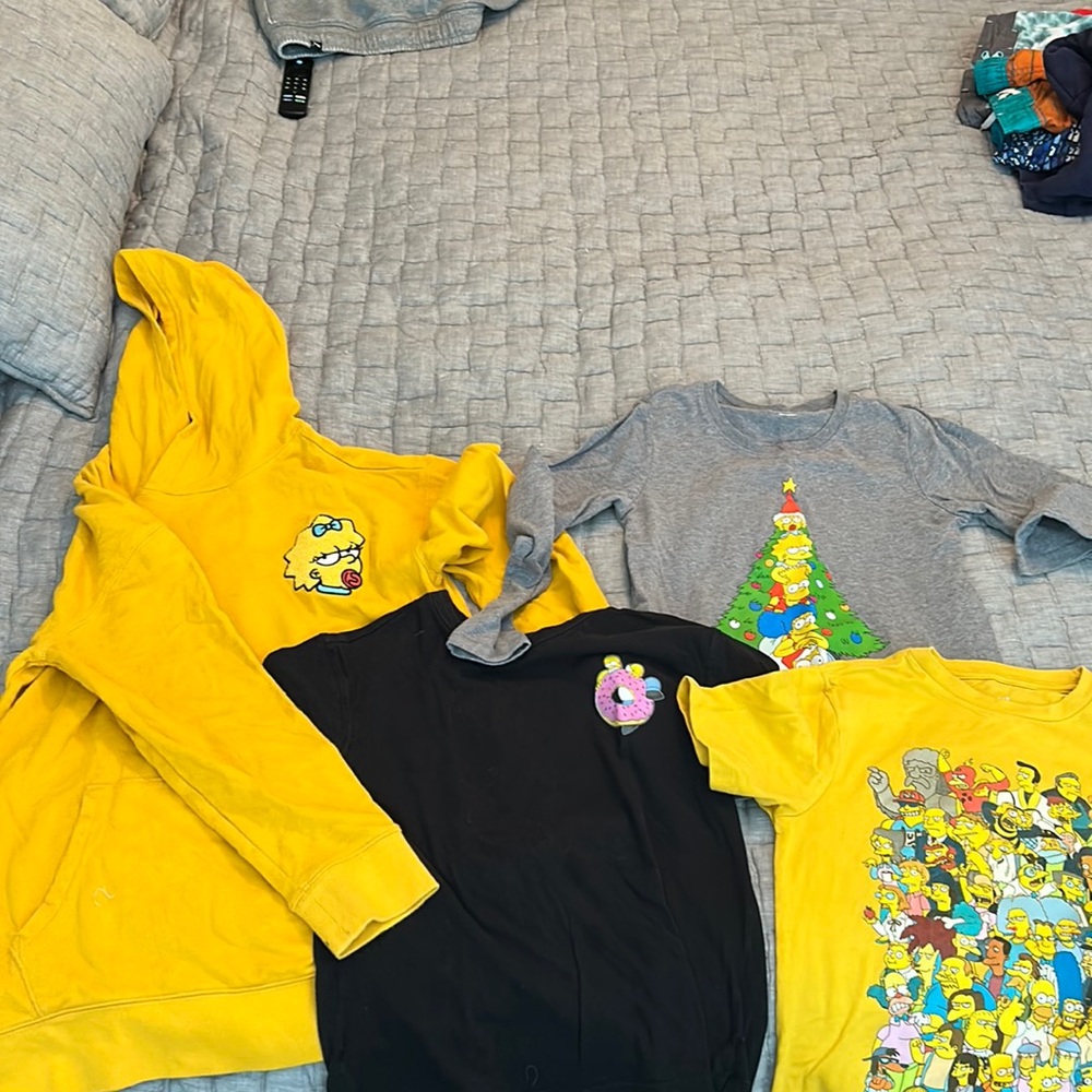 Lot of 4 Simpsons shirts